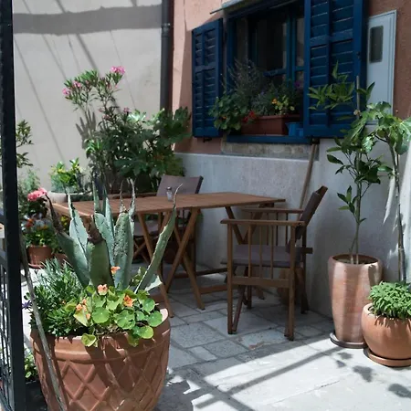 Camino House - Eco Guest house